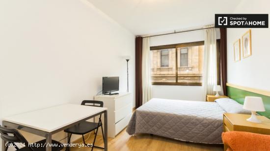 Estudio con CA para alquilar, ubicación inmejorable en Recoletos, el centro de Madrid - MADRID