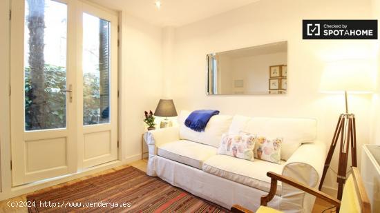 Precioso apartamento de 1 dormitorio con terraza y aire acondicionado en alquiler en Salamanca, Metr