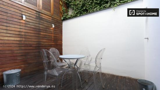 Moderno apartamento de 2 dormitorios con ducha exterior en alquiler en Fuente del Berro. - MADRID