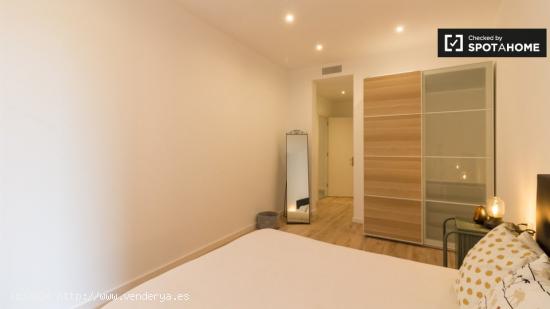 Apartamento de 3 dormitorios en alquiler en Barcelona - BARCELONA