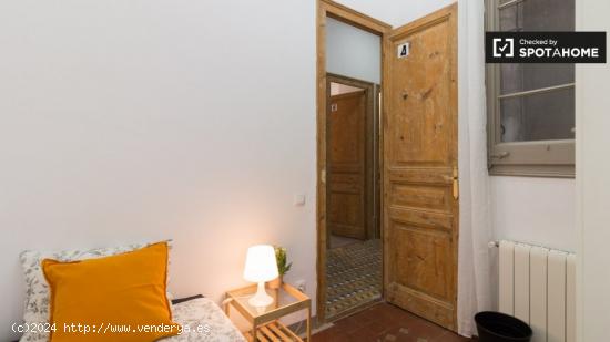 Acogedor piso compartido en Carrer de Balmes - Sólo mujeres - BARCELONA