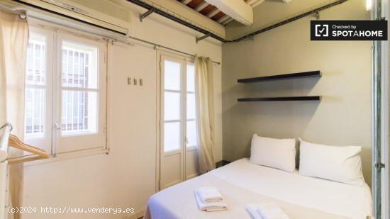 Apartamento entero de 2 dormitorios en Barcelona. - BARCELONA