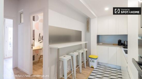 Se alquila habitación en coliving en el Barrio Gótico - BARCELONA