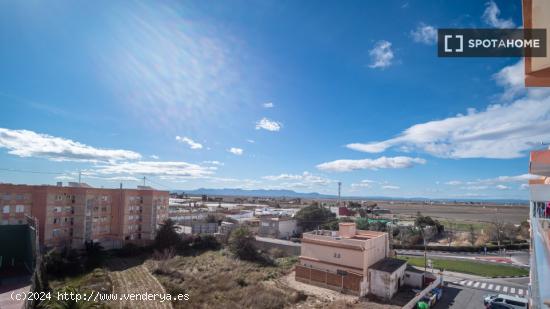 Piso de 3 dormitorios en alquiler en Pobles Del Sud, Valencia - VALENCIA