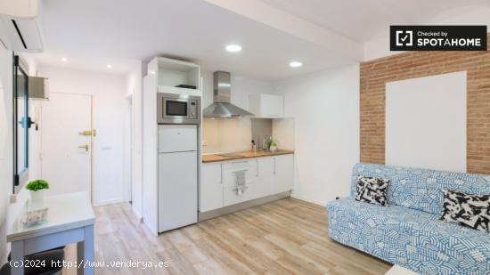 Apartamento de 1 dormitorio en alquiler en Ciutat Vella, Barcelona. - BARCELONA