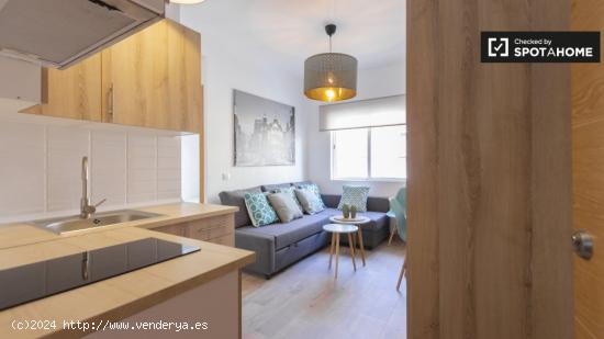 Elegante apartamento de 3 dormitorios en alquiler en Carabanchel - MADRID