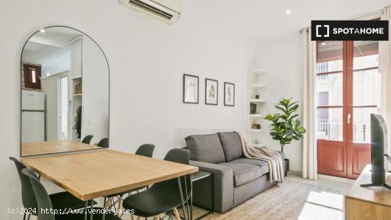 Gracia Apartamento de 1 dormitorio con balcón - BARCELONA