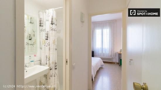 Alquiler de habitaciones en apartamento de 1 dormitorio en Barcelona - BARCELONA