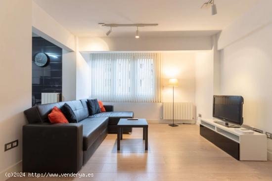  Moderno apartamento de 1 dormitorio en alquiler en San Ignazio, Bilbao - VIZCAYA 