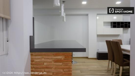 Apartamento de 3 dormitorios en alquiler en Poblats Marítims - VALENCIA