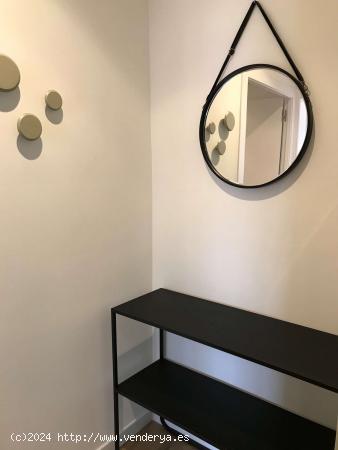  Apartamento entero de 2 dormitorios en Barcelona. - BARCELONA 