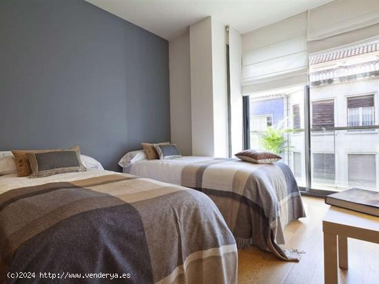  Apartamento de 3 dormitorios en alquiler en Barcelona - BARCELONA 