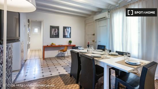 Piso entero de 5 habitaciones en barcelona. - BARCELONA