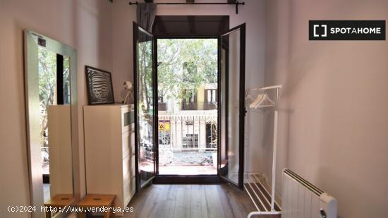 Vivienda de 2 dormitorios en alquiler en Sant Antoni - BARCELONA