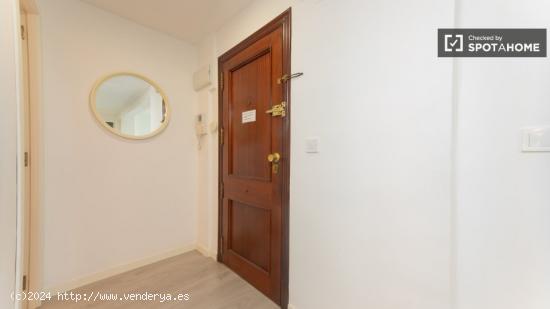 Habitaciones en alquiler en apartamento de 4 dormitorios cerca de la Universidad de Valencia en Algi