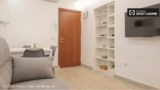 Se alquila apartamento de 1 dormitorio en Valdeacederas - MADRID