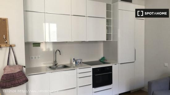 Piso de 1 dormitorio en Barcelona al lado de la playa - BARCELONA