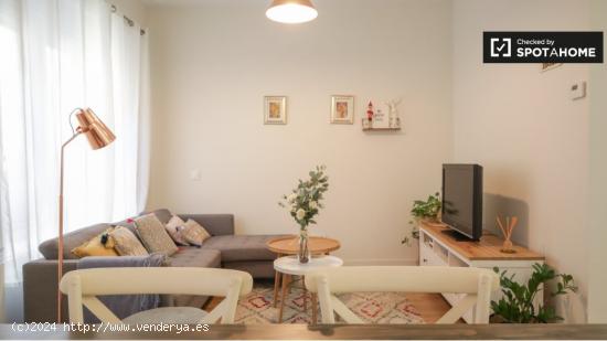 Apartamento de 2 habitaciones en alquiler en Atocha - MADRID