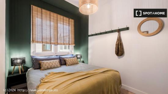 Apartamento de 2 dormitorios en alquiler en Malasaña, Madrid - MADRID