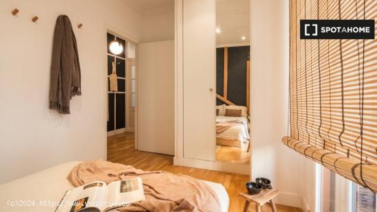 Apartamento de 2 dormitorios en alquiler en Salamanca - MADRID