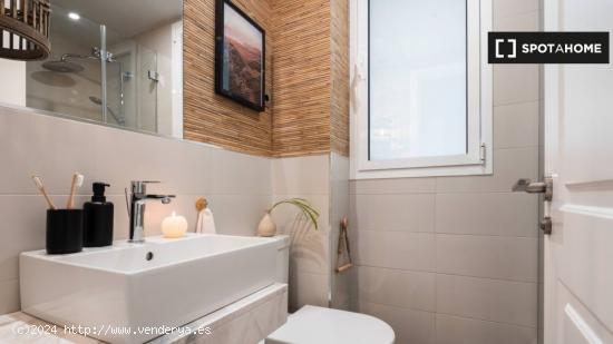 Apartamento de 2 dormitorios en alquiler en Rios Rosas, Madrid - MADRID