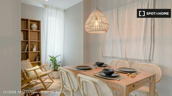 Apartamento de 3 dormitorios en alquiler en Castellana, Madrid - MADRID