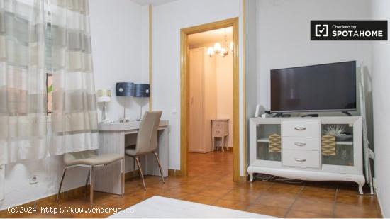 Apartamento de 2 dormitorios en alquiler en Centro - MADRID