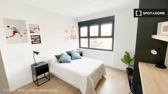 Habitación individual con baño privado y cocina privada, Salamanca - SALAMANCA