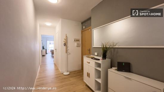 Apartamento de 2 dormitorios en alquiler en Sant Antoni - BARCELONA