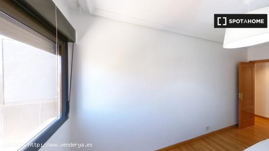 Apartamento de 3 habitaciones en alquiler en Madrid - MADRID