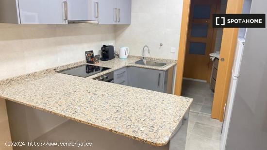 Apartamento entero de 2 dormitorios en Barcelona. - BARCELONA