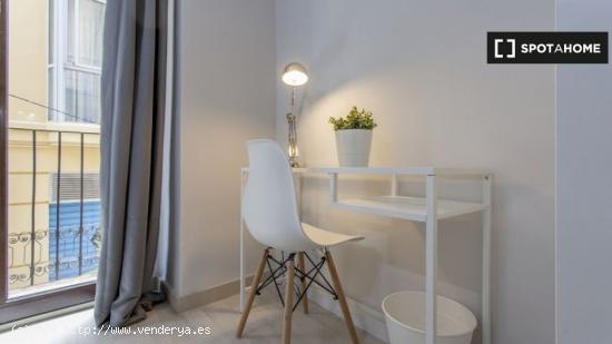 ¡Acogedora habitación doble en Valencia! - VALENCIA