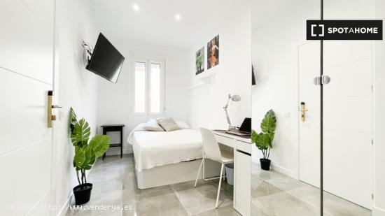 Se alquila habitación en residencia de estudiantes en Madrid - MADRID