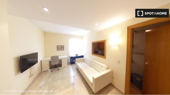 Apartamento de 1 dormitorio en alquiler en Madrid - MADRID