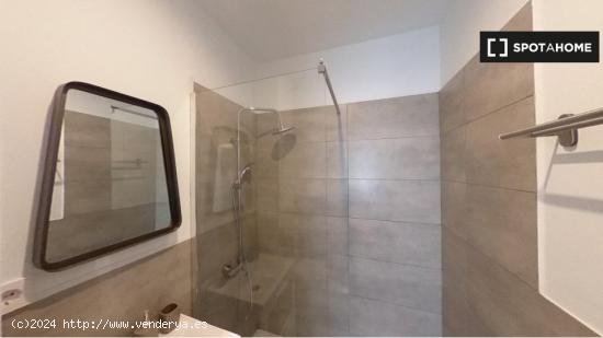 Apartamento de 2 dormitorios en alquiler en Madrid - MADRID