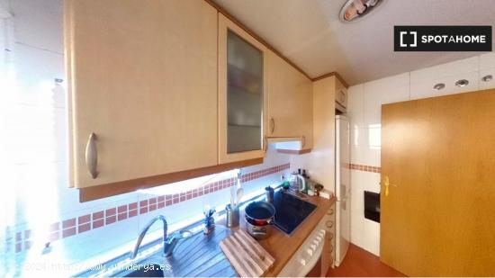 Apartamento de 2 dormitorios en alquiler en Madrid - MADRID