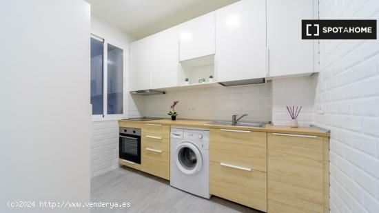 Apartamento de 2 dormitorios en alquiler en Madrid - MADRID