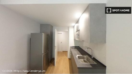 Apartamento de 1 dormitorio en alquiler en Madrid - MADRID