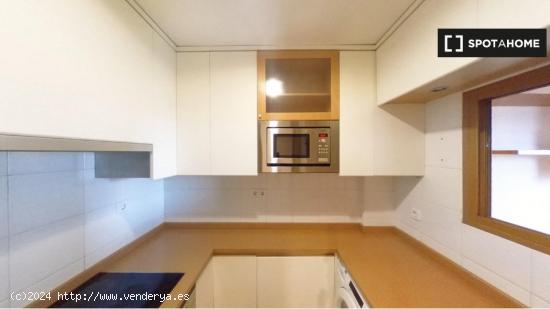 Apartamento de 2 dormitorios en alquiler en Madrid - MADRID