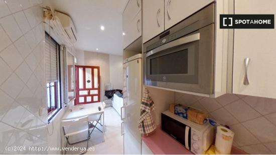 Apartamento de 1 dormitorio en alquiler en Madrid - MADRID