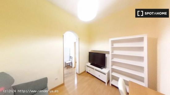 Apartamento de 2 dormitorios en alquiler en Madrid - MADRID