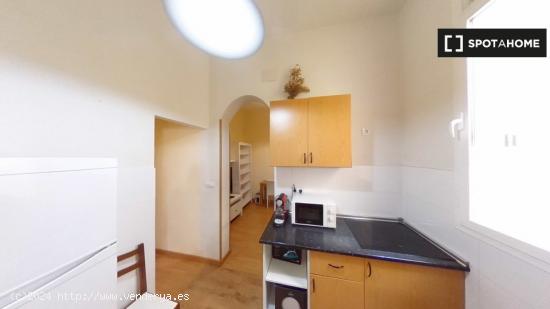 Apartamento de 2 dormitorios en alquiler en Madrid - MADRID