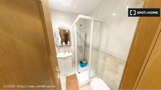 Apartamento de 2 dormitorios en alquiler en Madrid - MADRID