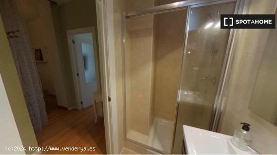 Apartamento de 2 dormitorios en alquiler en Madrid - MADRID