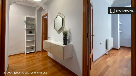 Apartamento de 2 dormitorios en alquiler en Valencia - VALENCIA