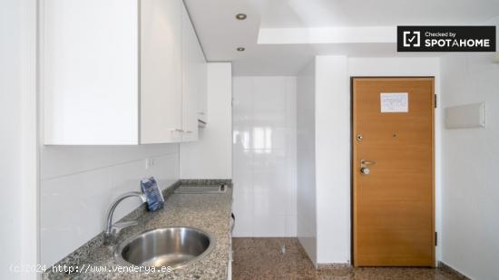 Apartamento de 1 dormitorio en alquiler en Valencia - VALENCIA