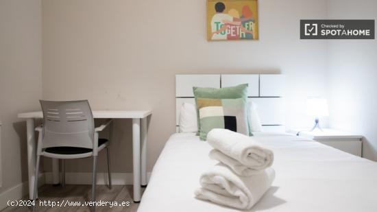 Apartamento de 4 dormitorios en alquiler en Retiro, Madrid - MADRID