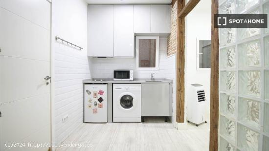 Apartamento de 1 habitación en alquiler en Malasaña, Madrid - MADRID