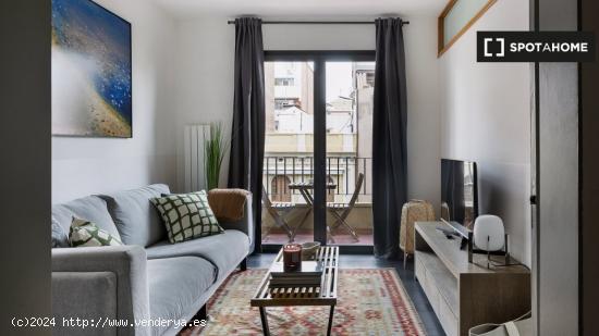 Apartamento entero de 2 dormitorios en Barcelona. - BARCELONA