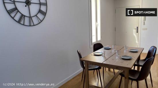 Apartamento entero de 3 habitaciones en Barcelona. - BARCELONA